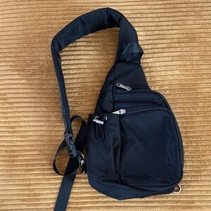 Wild Fable Black Belt Bag